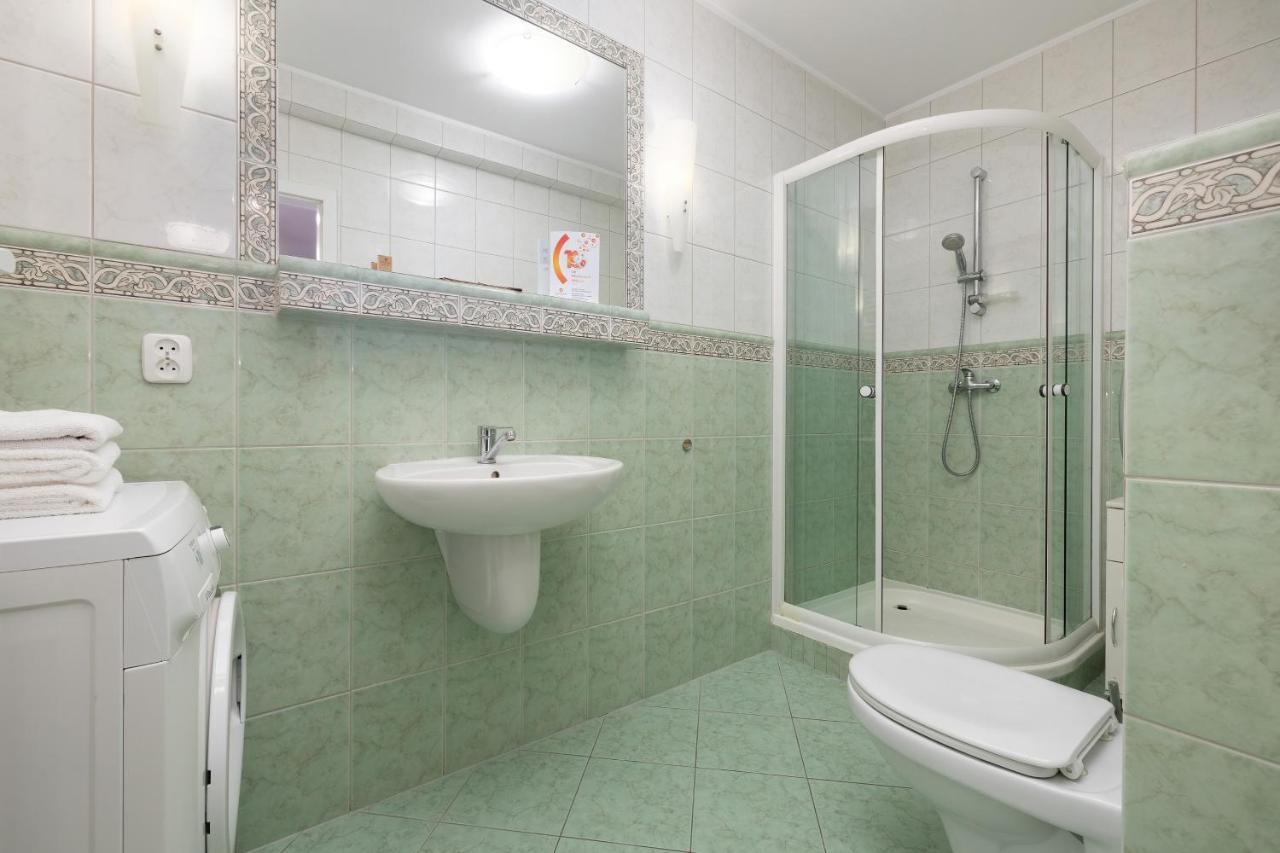 Port Kolobrzeg Str Towarowa By Jantar Apartamenty Kołobrzeg Esterno foto