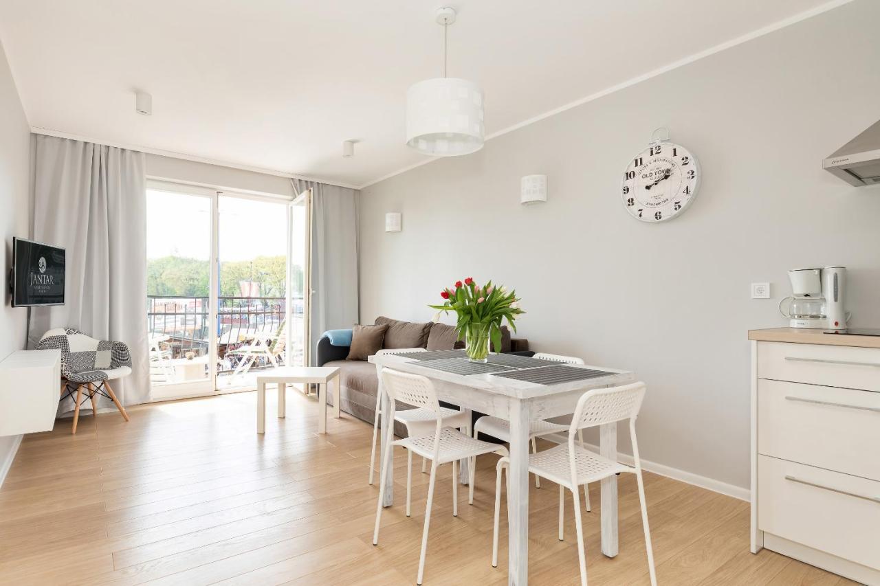 Port Kolobrzeg Str Towarowa By Jantar Apartamenty Kołobrzeg Esterno foto